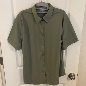 Hocaies Olive Short-Sleeve Button-Down Shirt